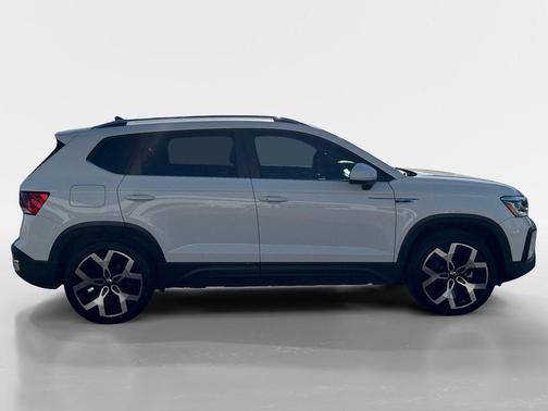 2022 Volkswagen Taos 1.5T SEL