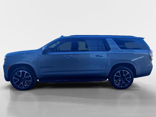 2023 Chevrolet Suburban RST