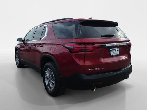 Radiant Red Tintcoat 2023 Chevrolet Traverse LT Cloth