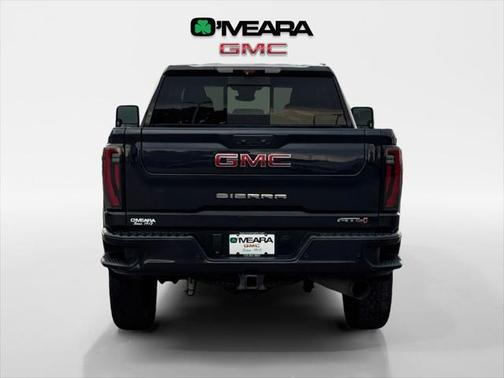 2024 GMC Sierra 2500 AT4
