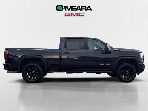2024 GMC Sierra 2500 AT4
