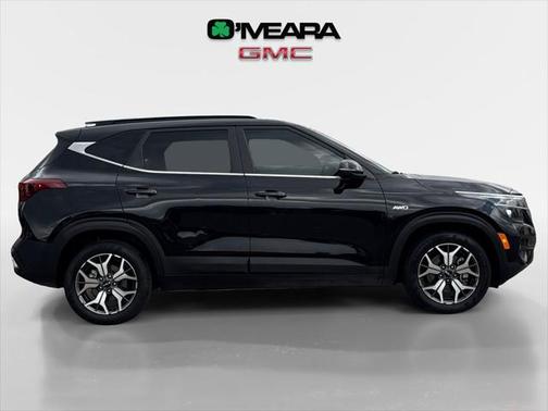 2023 Kia Seltos EX