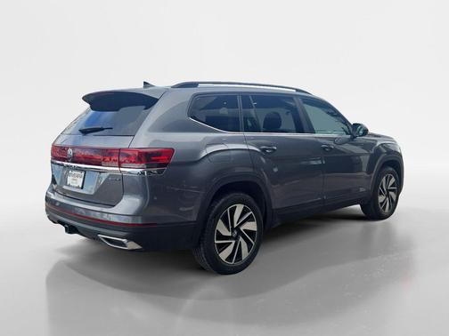 2024 Volkswagen Atlas 2.0T SE w/Technology 4MOTION
