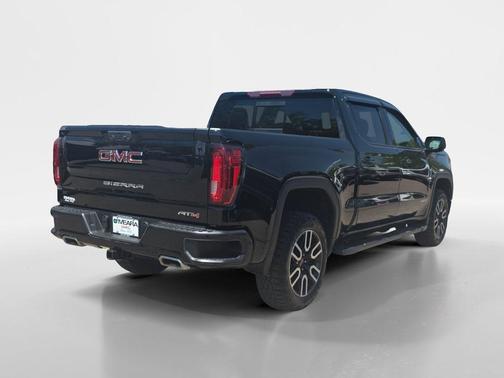 Onyx Black 2022 GMC Sierra 1500 AT4