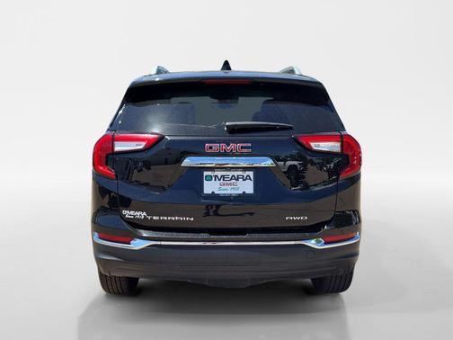 Ebony Twilight Metallic 2024 GMC Terrain SLT