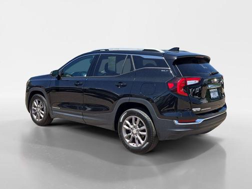 Ebony Twilight Metallic 2024 GMC Terrain SLT