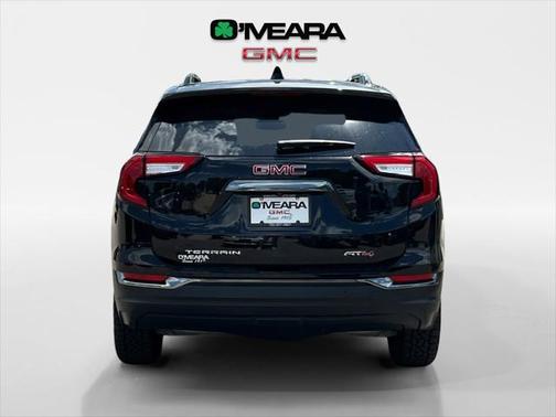 2024 GMC Terrain AWD AT4