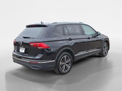 2024 Volkswagen Tiguan 2.0T Wolfsburg Edition