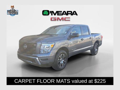 2023 Nissan Titan SV