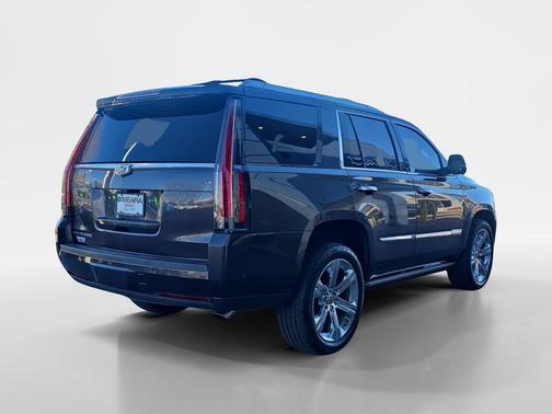 2017 Cadillac Escalade Platinum
