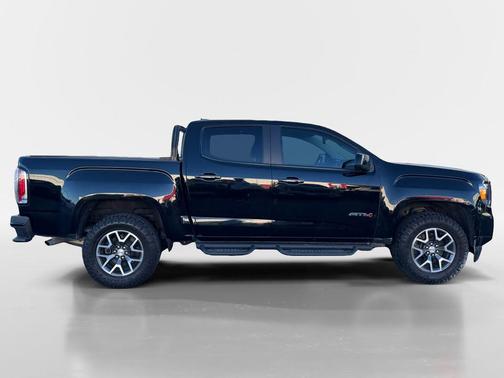 2022 GMC Canyon AT4