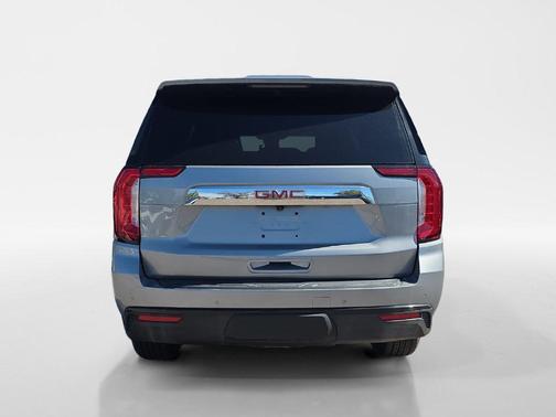Sterling Metallic 2023 GMC Yukon XL SLE