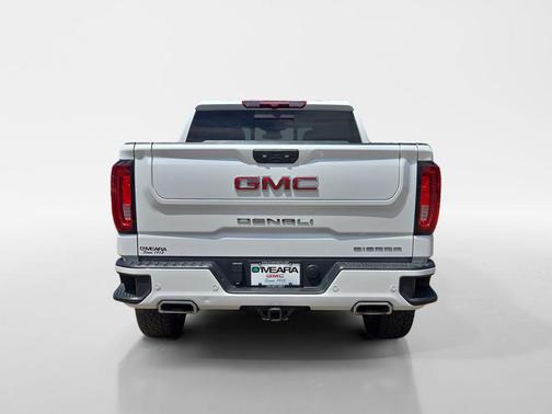 White 2022 GMC Sierra 1500 Denali