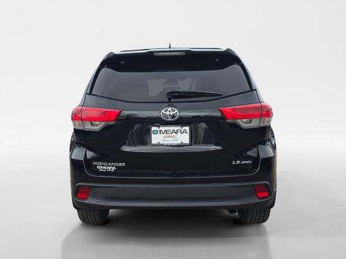 2017 Toyota Highlander LE Plus