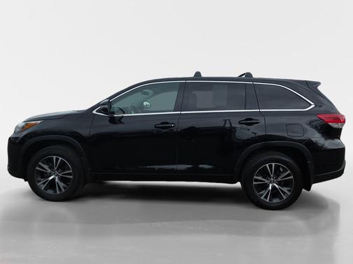 2017 Toyota Highlander LE Plus
