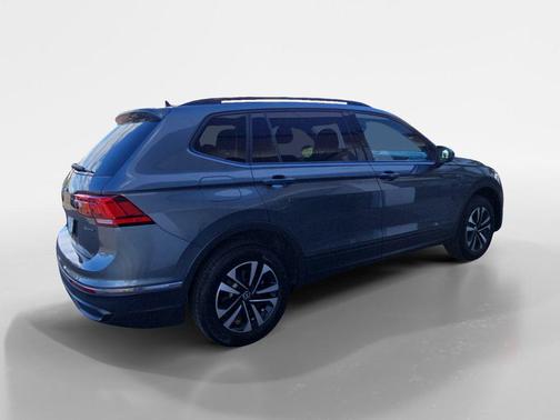 Platinum Gray Metallic 2024 Volkswagen Tiguan 2.0T S 4MOTION