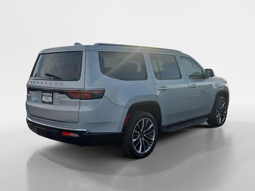 2022 Jeep Wagoneer Series II 4x4