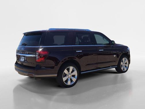 Jewel Red Metallic Tinted Clearcoat 2023 Ford Expedition King Ranch