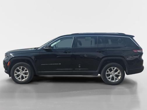 Diamond Black Crystal Pearlcoat 2023 Jeep Grand Cherokee L Limited
