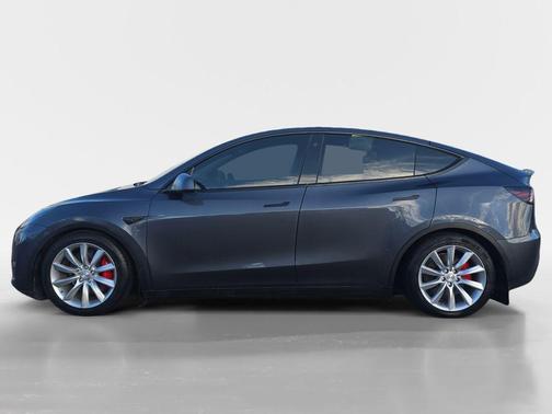 2022 Tesla Model Y Performance Dual Motor All-Wheel Drive