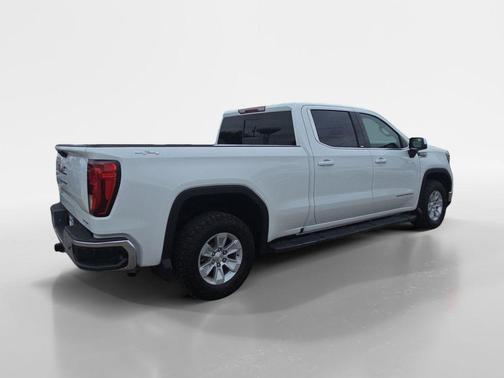 Summit White 2024 GMC Sierra 1500 SLE