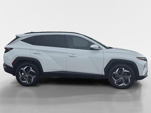 Quartz White 2022 Hyundai TUCSON Limited