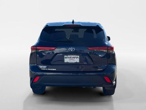 2020 Toyota Highlander L