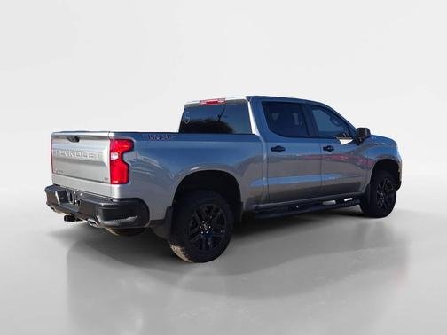 Sterling Gray Metallic 2025 Chevrolet Silverado 1500 LT Trail Boss