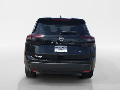 Super Black 2024 Nissan Rogue S