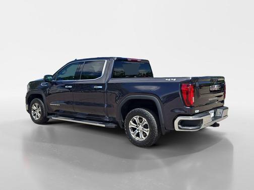 Titanium Rush Metallic 2023 GMC Sierra 1500 SLT