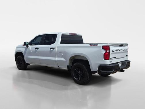 Summit White 2021 Chevrolet Silverado 1500 Custom Trail Boss