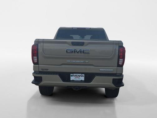Desert Sand Metallic 2022 GMC Sierra 1500 Elevation