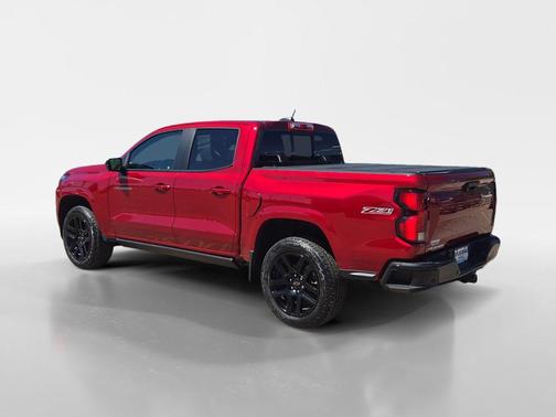 Radiant Red Tintcoat 2025 Chevrolet Colorado Z71