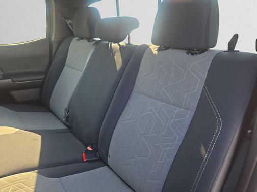 Cement 2021 Toyota Tacoma TRD Sport