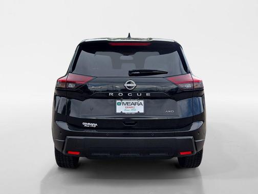 Super Black 2024 Nissan Rogue S