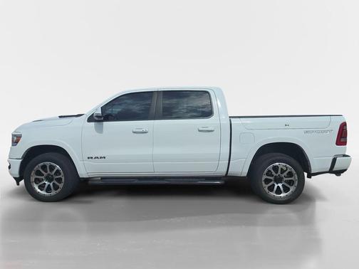 Bright White Clearcoat 2021 RAM 1500 Laramie