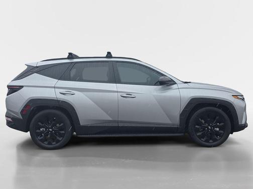 Shimmering Silver 2024 Hyundai TUCSON XRT