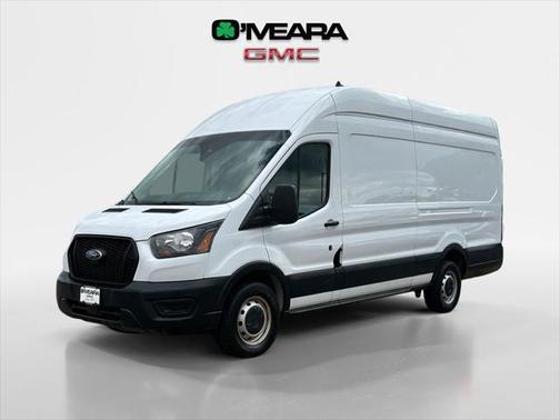 2022 Ford Transit-250 Base