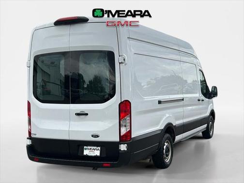 2022 Ford Transit-250 Base