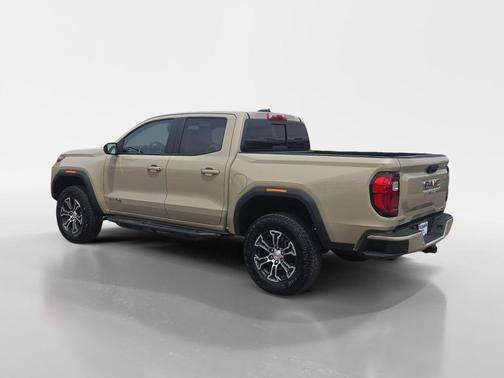 Desert Sand Metallic 2024 GMC Canyon AT4