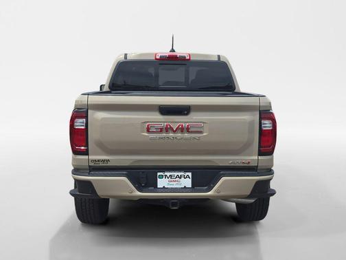 Desert Sand Metallic 2024 GMC Canyon AT4