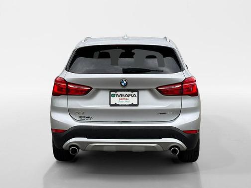 2021 BMW X1 xDrive28i