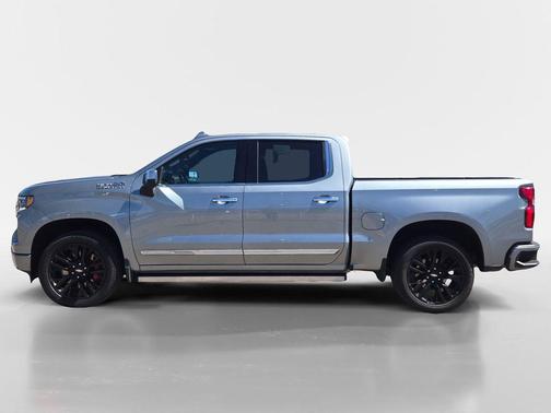 Sterling Gray Metallic 2024 Chevrolet Silverado 1500 High Country