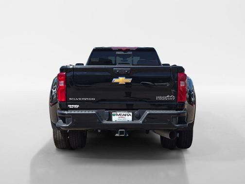 Mosaic Black Metallic 2023 Chevrolet Silverado 3500 High Country