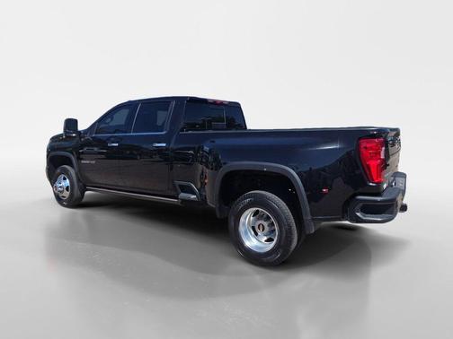 Mosaic Black Metallic 2023 Chevrolet Silverado 3500 High Country