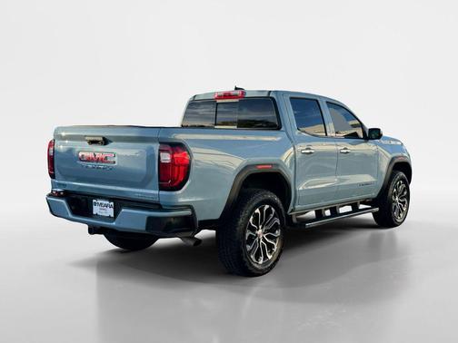 2025 GMC Canyon Denali