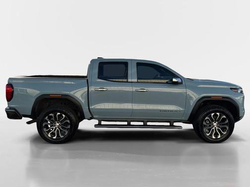 2025 GMC Canyon Denali