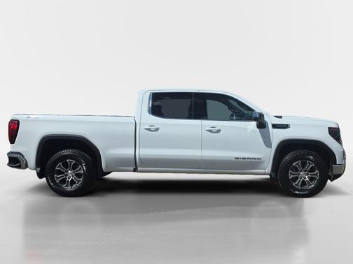 Summit White 2024 GMC Sierra 1500 SLE