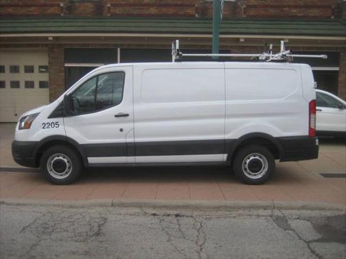 2022 Ford Transit-250 Base