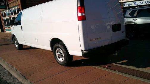 2023 GMC Savana 2500 Work Van